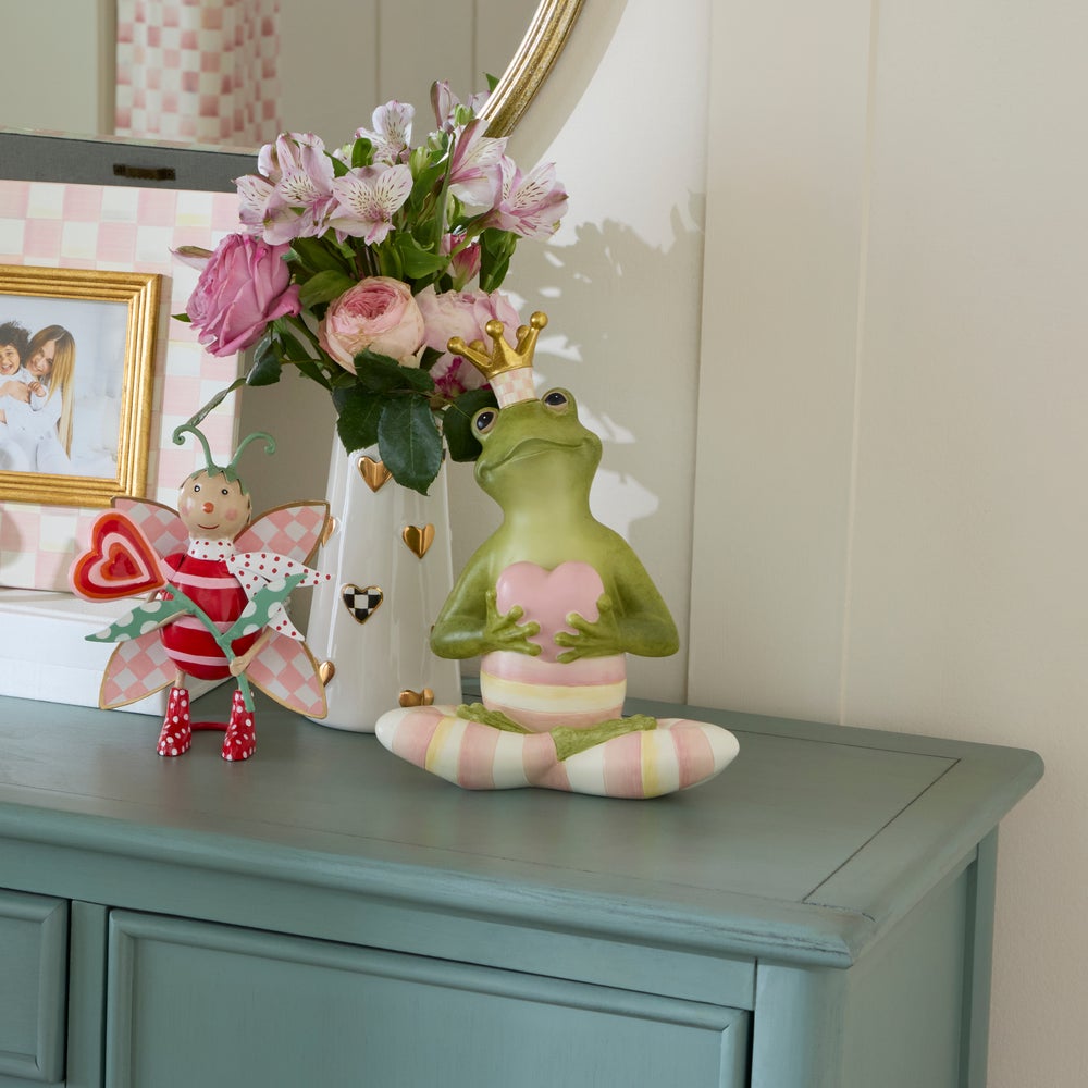 MACKENZIE-CHILDS Mackenzie-chilllds Rosy Fergal the Frog with Heart Decor - Image 2