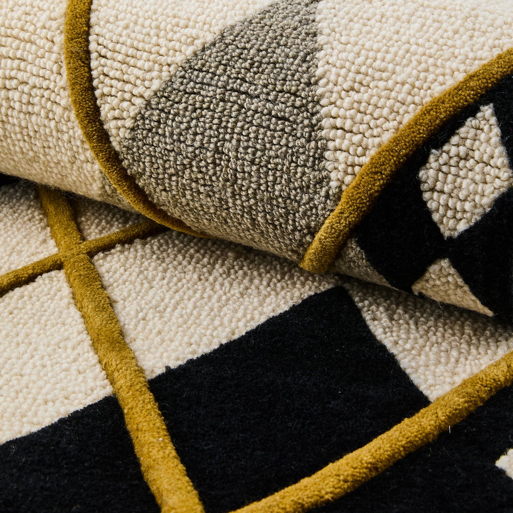 Cream Argyle Rug - Image 9